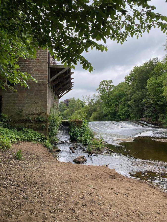 The Sanctuary Holiday Home - Escape The Ordinary Knaresborough Bagian luar foto