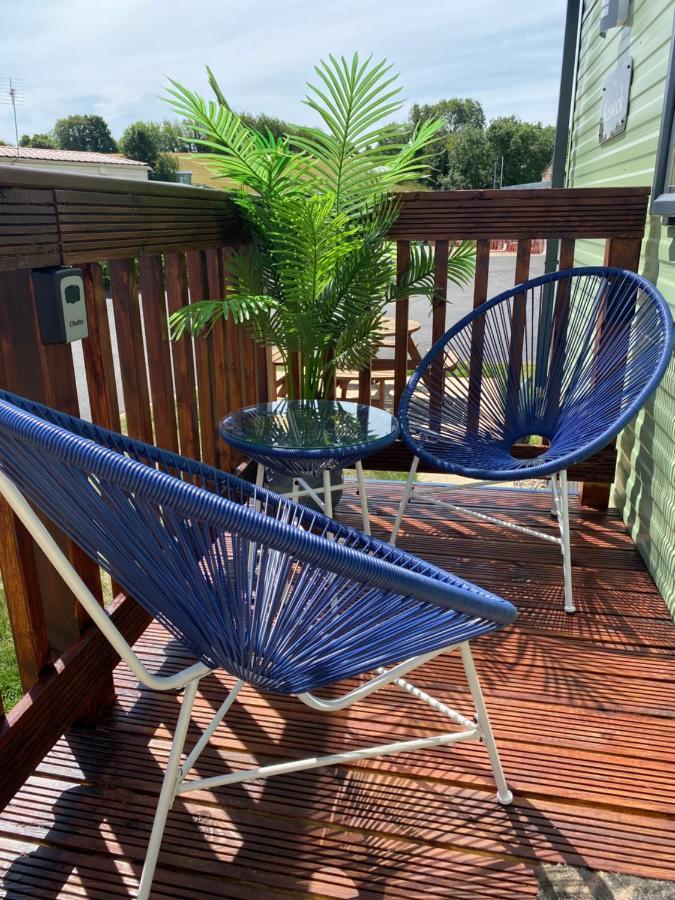 The Sanctuary Holiday Home - Escape The Ordinary Knaresborough Bagian luar foto